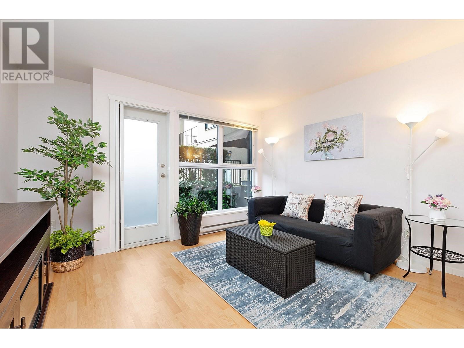 207 415 E COLUMBIA STREET, new westminster, British Columbia