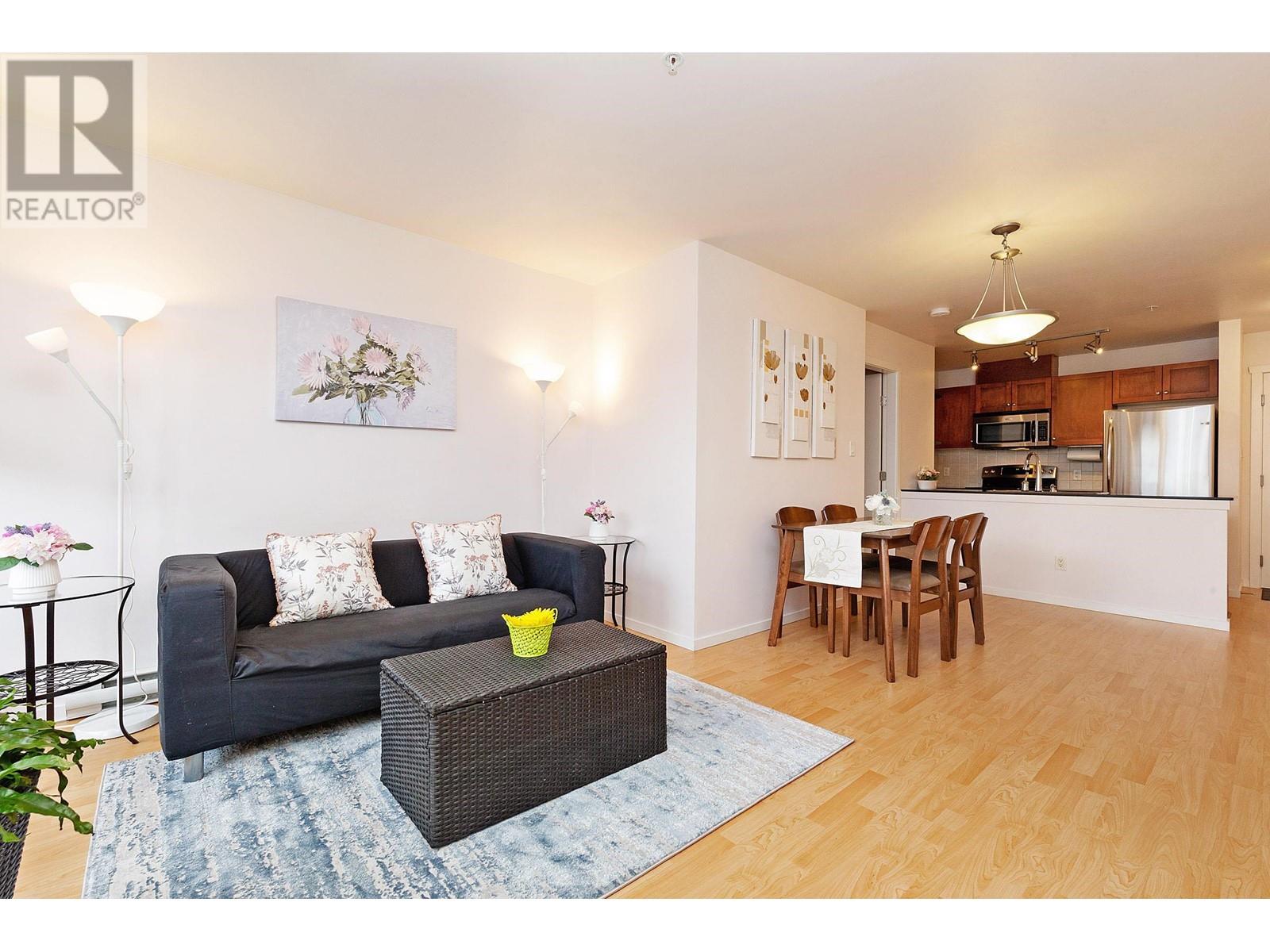 207 415 E Columbia Street, New Westminster, British Columbia  V3L 0B4 - Photo 2 - R2825598