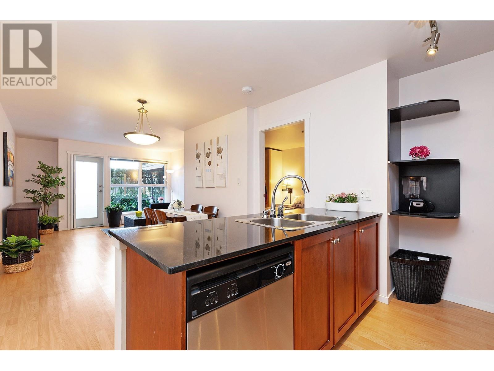 207 415 E Columbia Street, New Westminster, British Columbia  V3L 0B4 - Photo 5 - R2825598