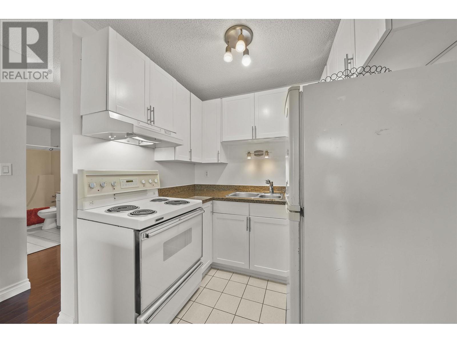 212 2055 Suffolk Avenue, Port Coquitlam, British Columbia  V3B 1H4 - Photo 7 - R2825618