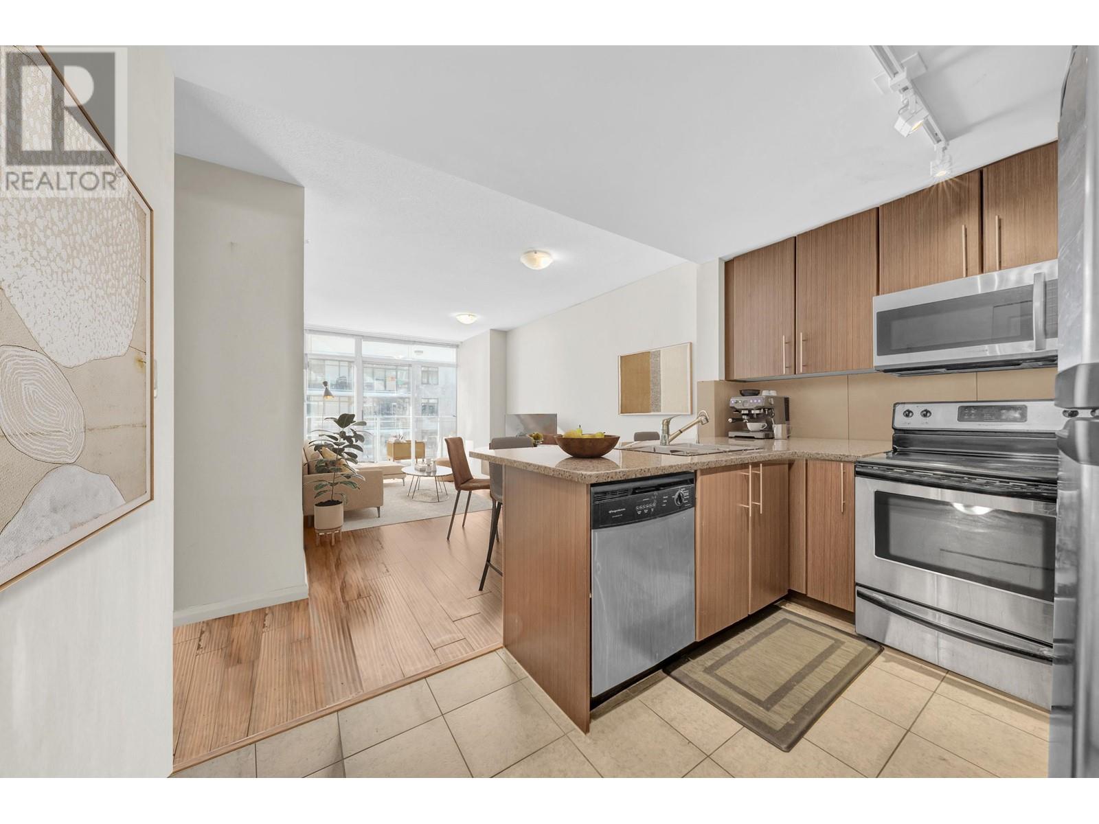2110 892 Carnarvon Street, New Westminster, British Columbia  V3M 0C5 - Photo 6 - R2825634