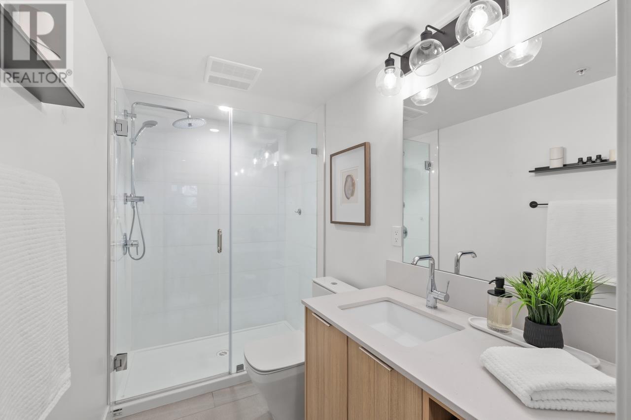 101 4223 Hastings Street, Burnaby, British Columbia  V5C 2J5 - Photo 16 - R2825662