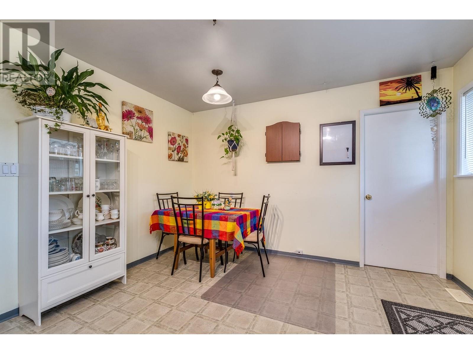 3566-3568 Handley Crescent, Port Coquitlam, British Columbia  V3B 2Y5 - Photo 11 - R2825610