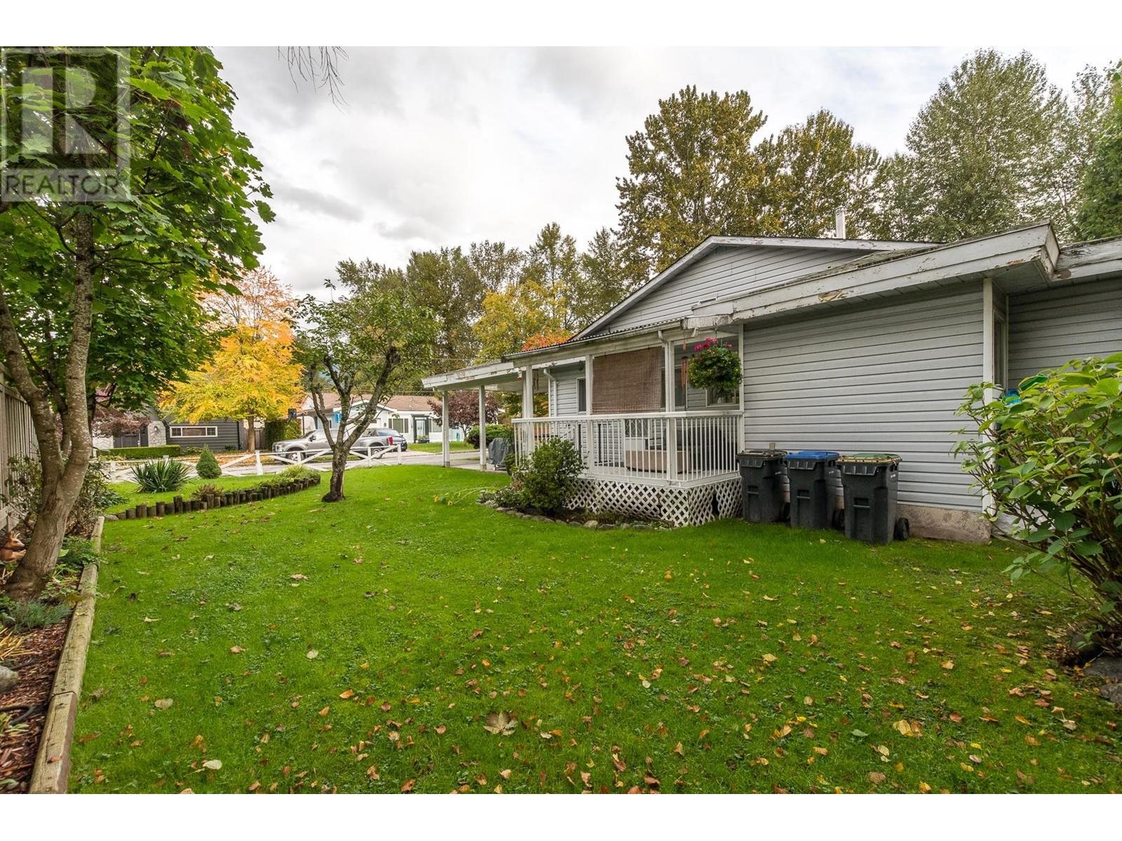 3566-3568 Handley Crescent, Port Coquitlam, British Columbia  V3B 2Y5 - Photo 21 - R2825610