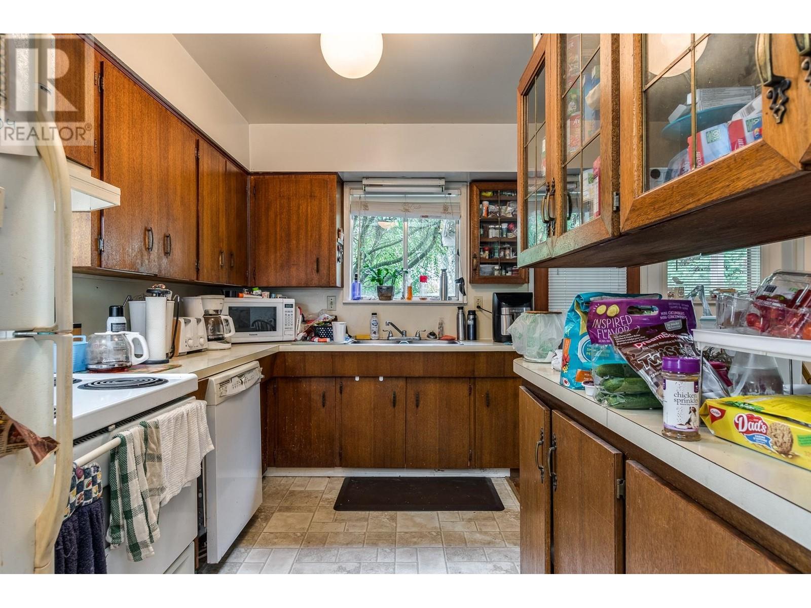 3566-3568 Handley Crescent, Port Coquitlam, British Columbia  V3B 2Y5 - Photo 26 - R2825610