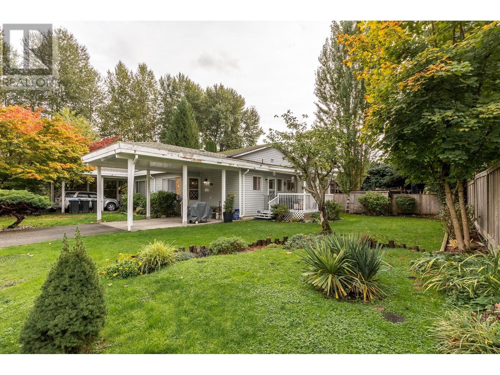 3566-3568 Handley Crescent, Port Coquitlam, British Columbia  V3B 2Y5 - Photo 3 - R2825610