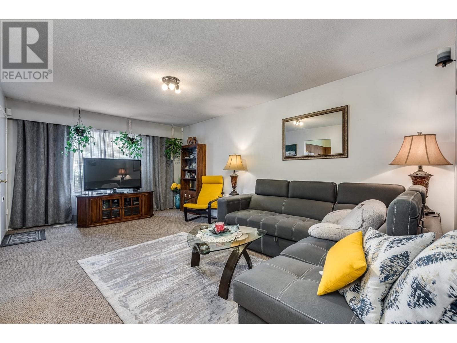 3566-3568 Handley Crescent, Port Coquitlam, British Columbia  V3B 2Y5 - Photo 6 - R2825610