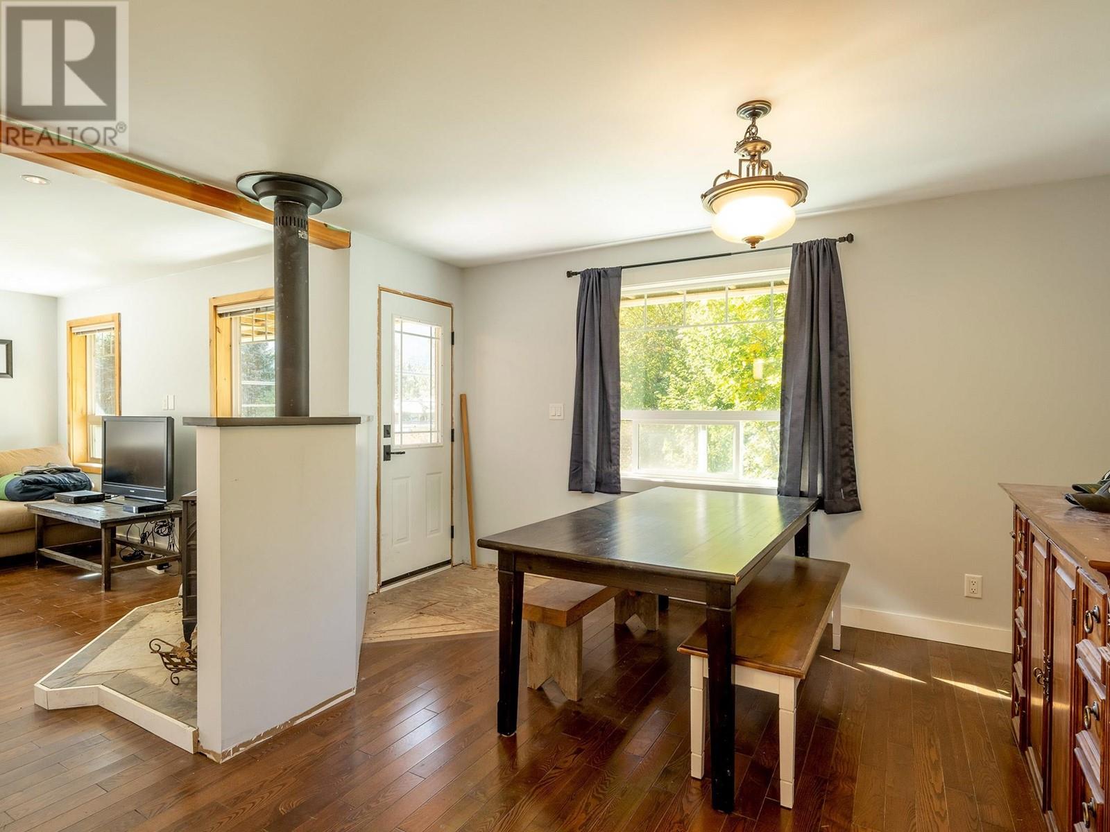 7617 Anderson Road, Pemberton, British Columbia  V0N 2L1 - Photo 10 - R2825625