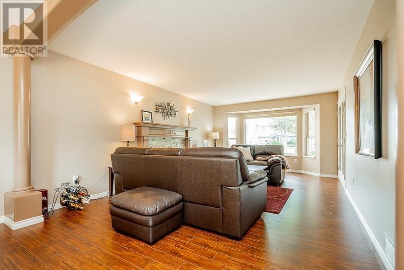 12745 227a Street, Maple Ridge, British Columbia  V2X 2V8 - Photo 9 - R2825626