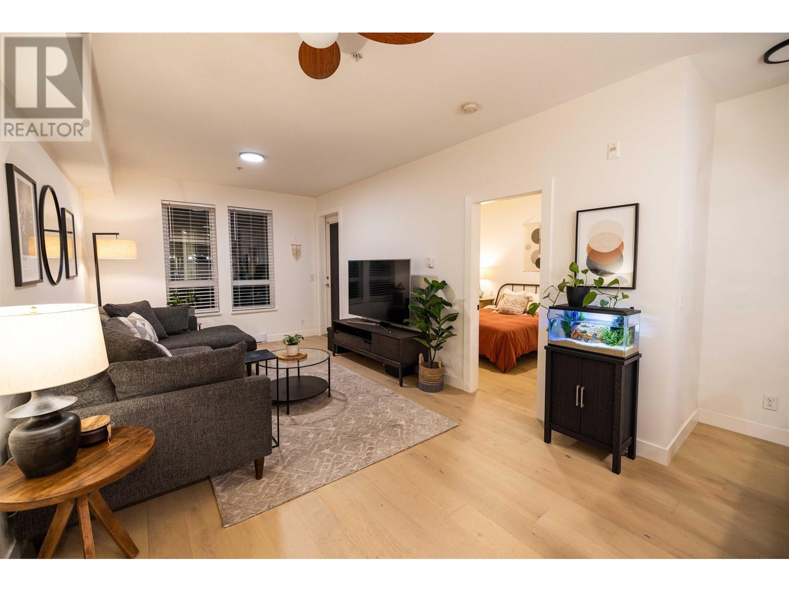 110 12040 222nd Street, Maple Ridge, British Columbia  V2X 9G8 - Photo 10 - R2824590
