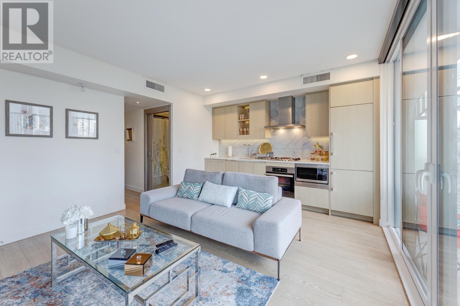 904 89 Nelson Street, Vancouver, British Columbia  V6Z 0E7 - Photo 2 - R2825459