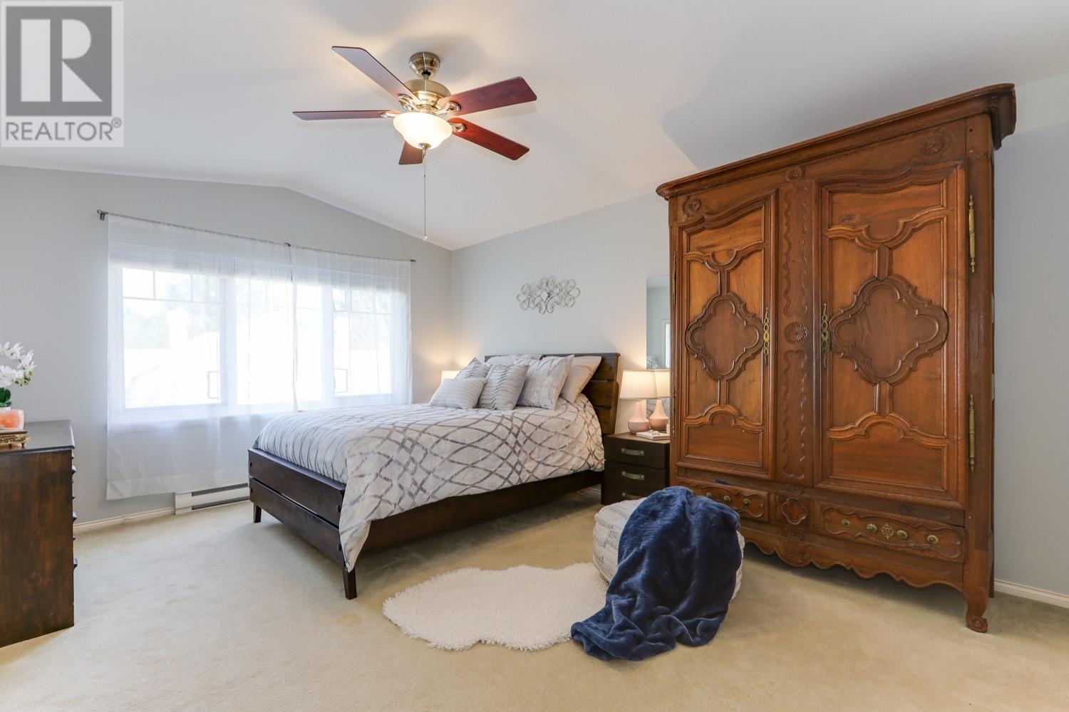 19 3405 Plateau Boulevard, Coquitlam, British Columbia  V3E 3L7 - Photo 16 - R2825636