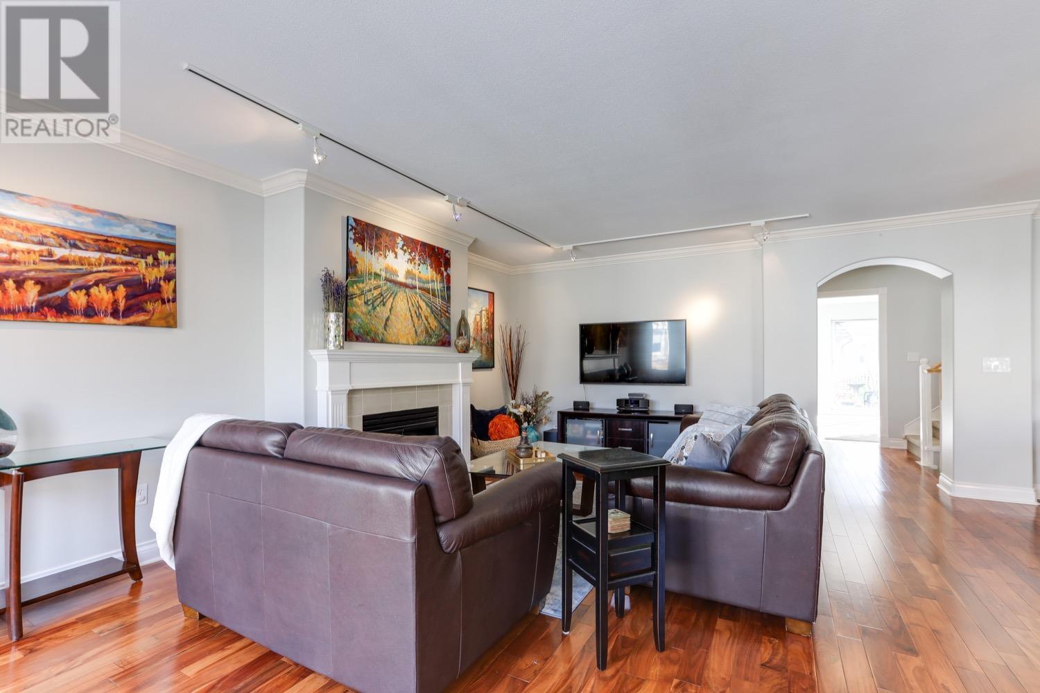 19 3405 Plateau Boulevard, Coquitlam, British Columbia  V3E 3L7 - Photo 35 - R2825636