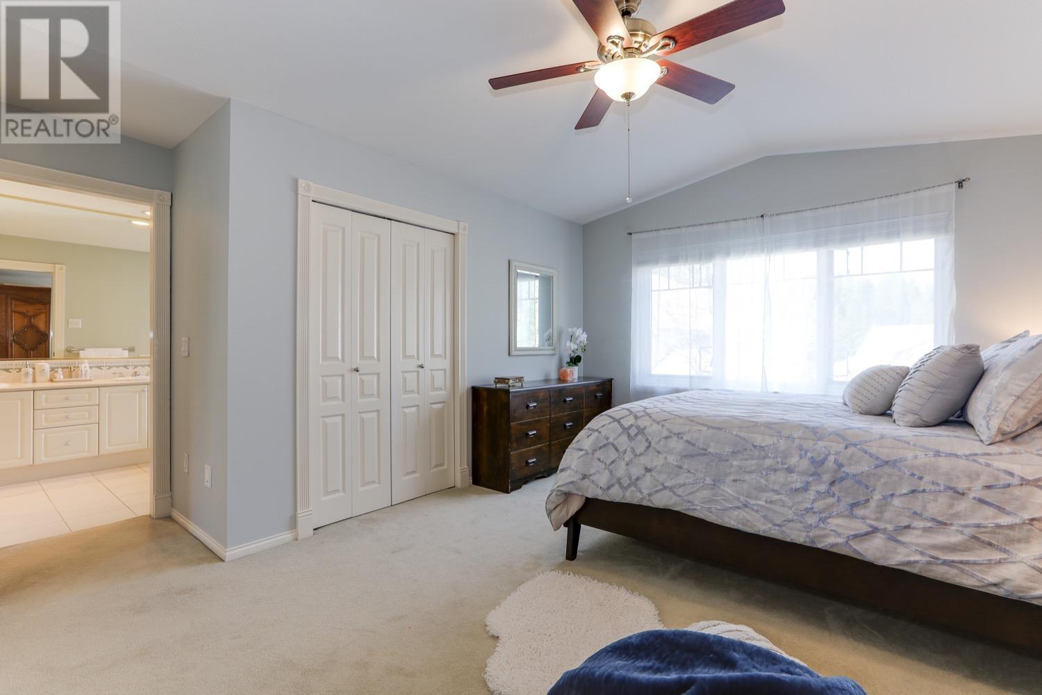 19 3405 Plateau Boulevard, Coquitlam, British Columbia  V3E 3L7 - Photo 17 - R2825636