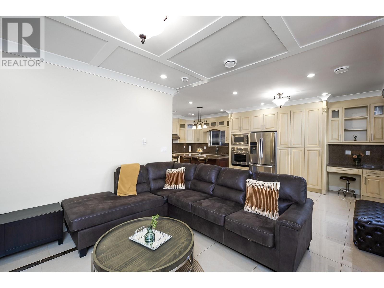 6419 Blundell Road, Richmond, British Columbia  V7C 1H7 - Photo 16 - R2825285