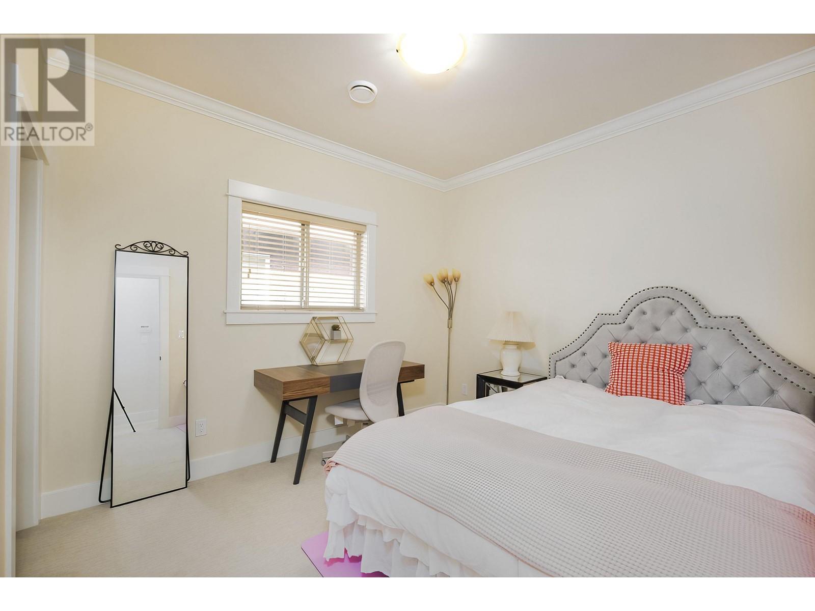 6419 Blundell Road, Richmond, British Columbia  V7C 1H7 - Photo 27 - R2825285