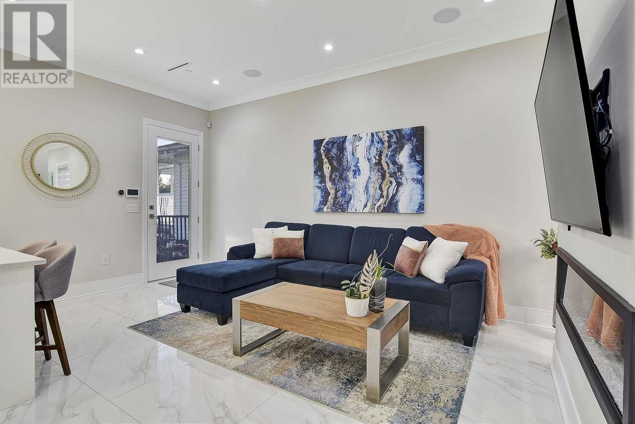 3478 Monmouth Avenue, Vancouver, British Columbia  V5R 5R9 - Photo 7 - R2825560