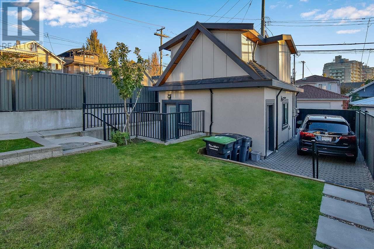 3478 Monmouth Avenue, Vancouver, British Columbia  V5R 5R9 - Photo 31 - R2825560