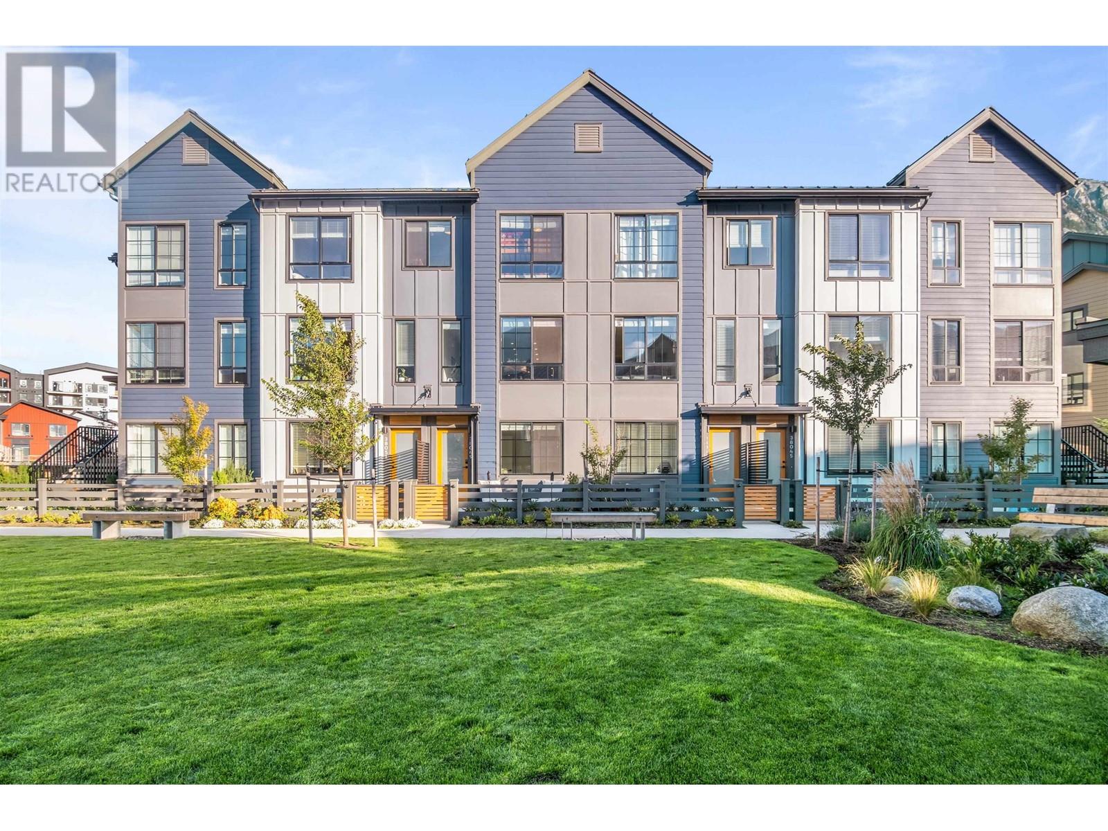 38049 KEEL WAY, squamish, British Columbia