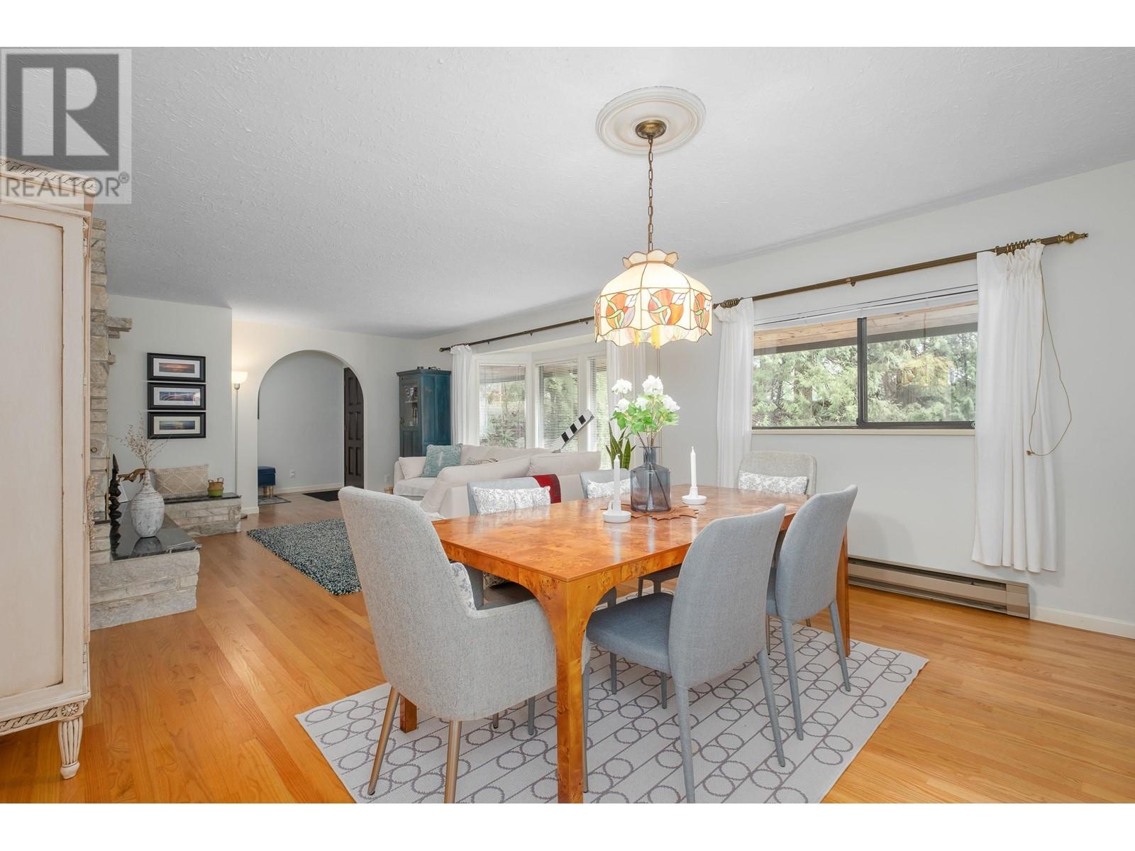12795 Fern Crescent, Maple Ridge, British Columbia  V4R 2R7 - Photo 13 - R2825103
