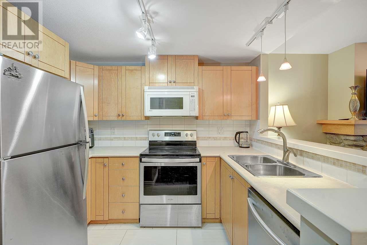 6 1071 Lynn Valley Road, North Vancouver, British Columbia  V7J 1Z6 - Photo 4 - R2825674