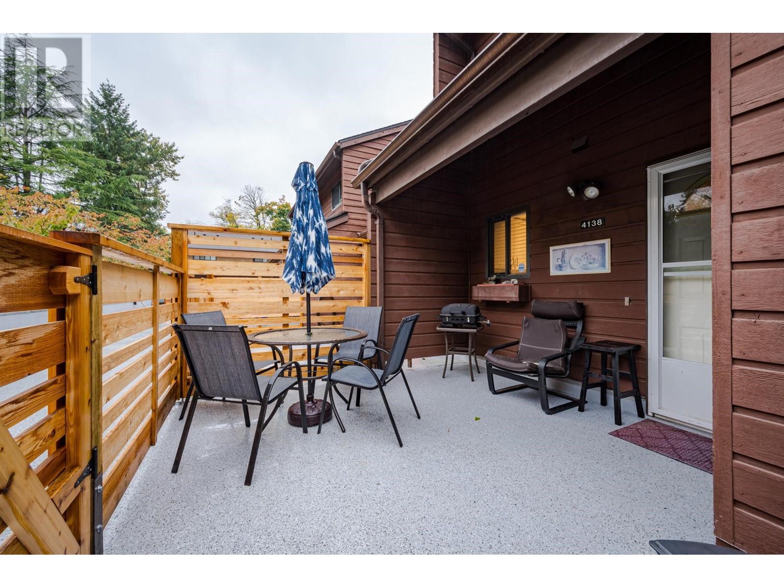 4138 Garden Grove Drive, Burnaby, British Columbia  V5G 4G6 - Photo 3 - R2825680