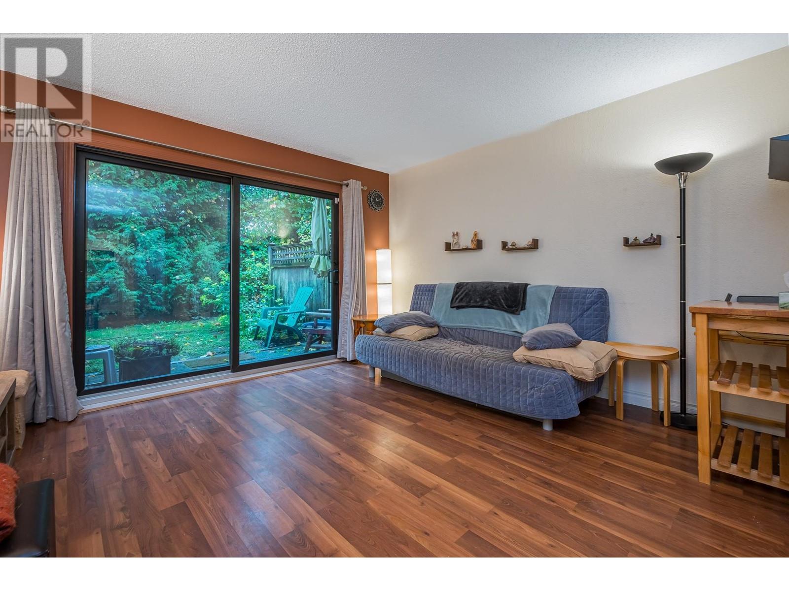 4138 Garden Grove Drive, Burnaby, British Columbia  V5G 4G6 - Photo 8 - R2825680