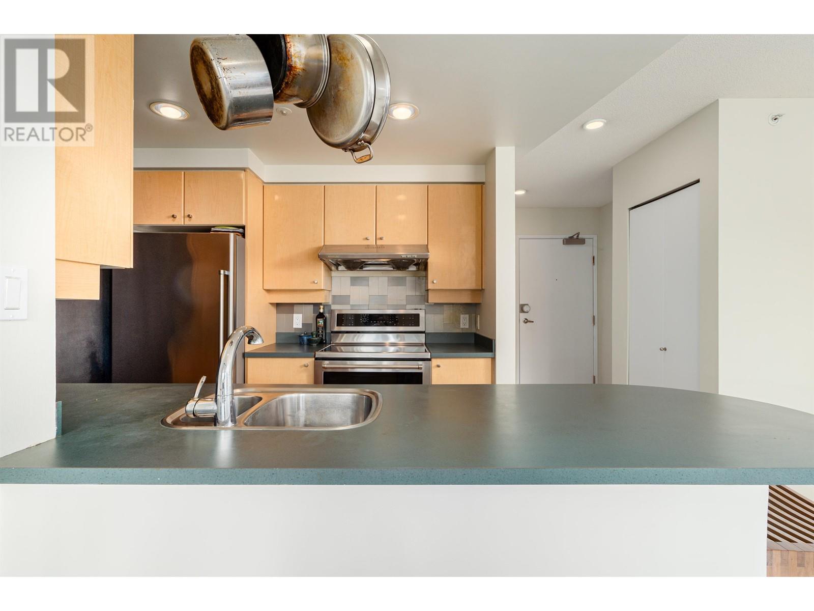 801 1008 Cambie Street, Vancouver, British Columbia  V6B 6J7 - Photo 12 - R2825702