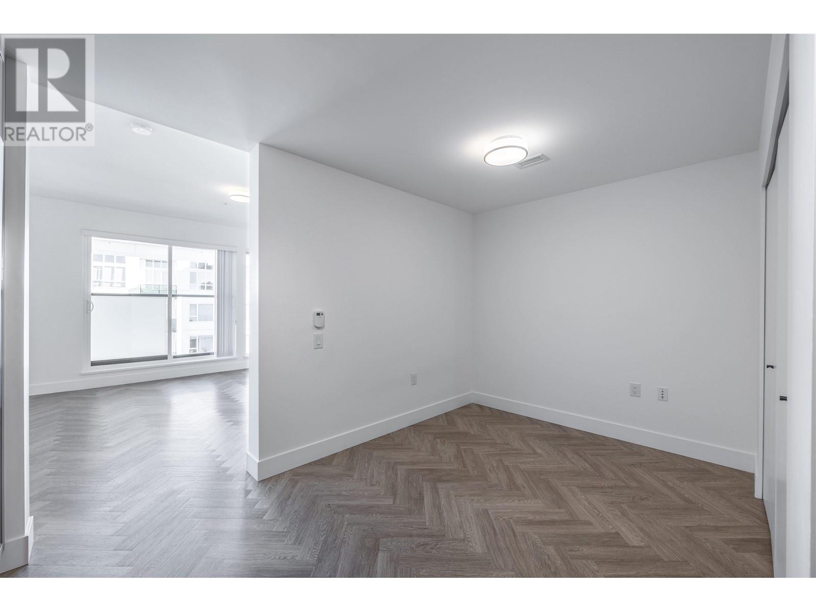 504 9228 Slopes Mews, Burnaby, British Columbia  V5A 0E9 - Photo 4 - R2825716