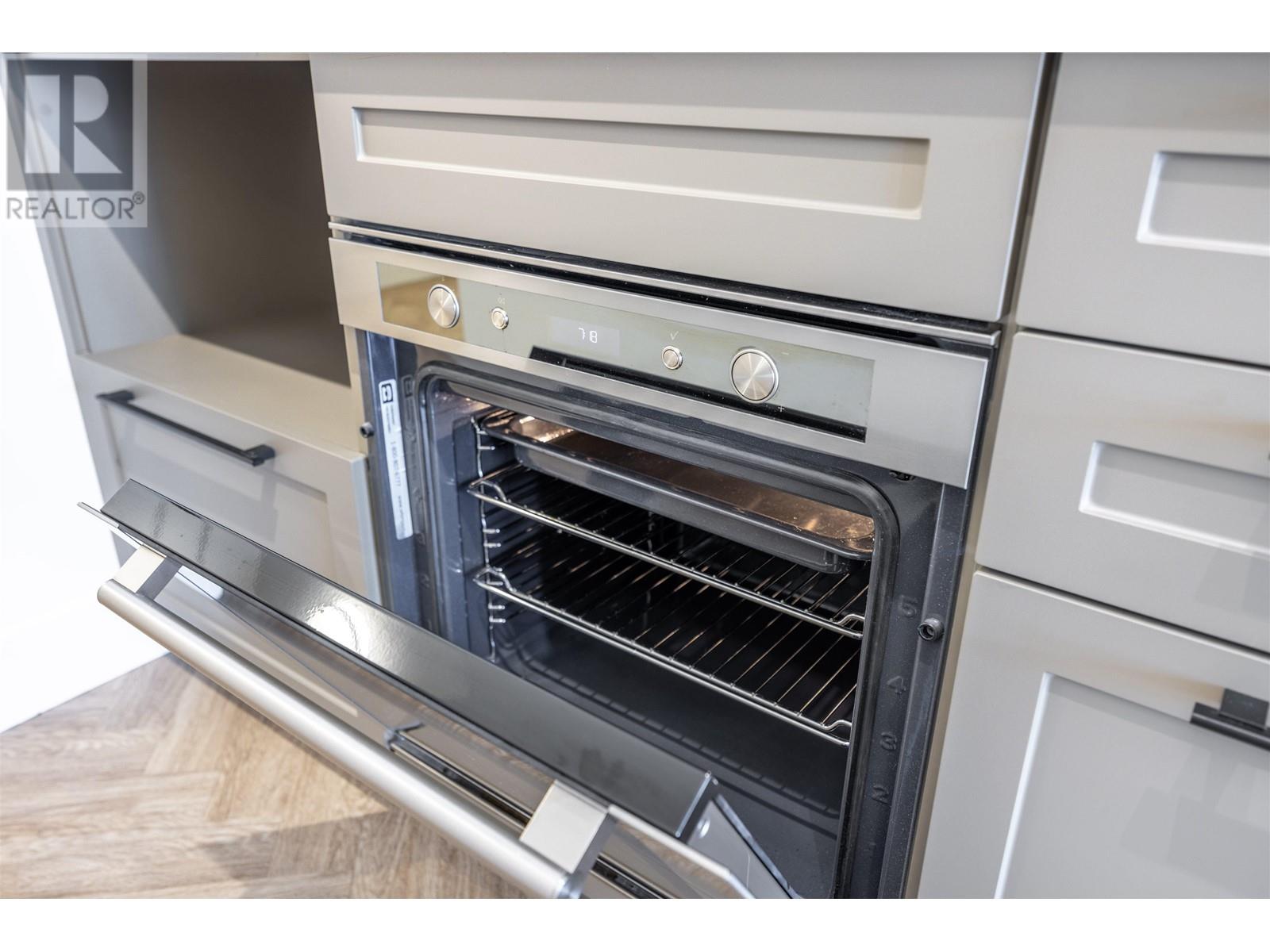 504 9228 Slopes Mews, Burnaby, British Columbia  V5A 0E9 - Photo 7 - R2825716