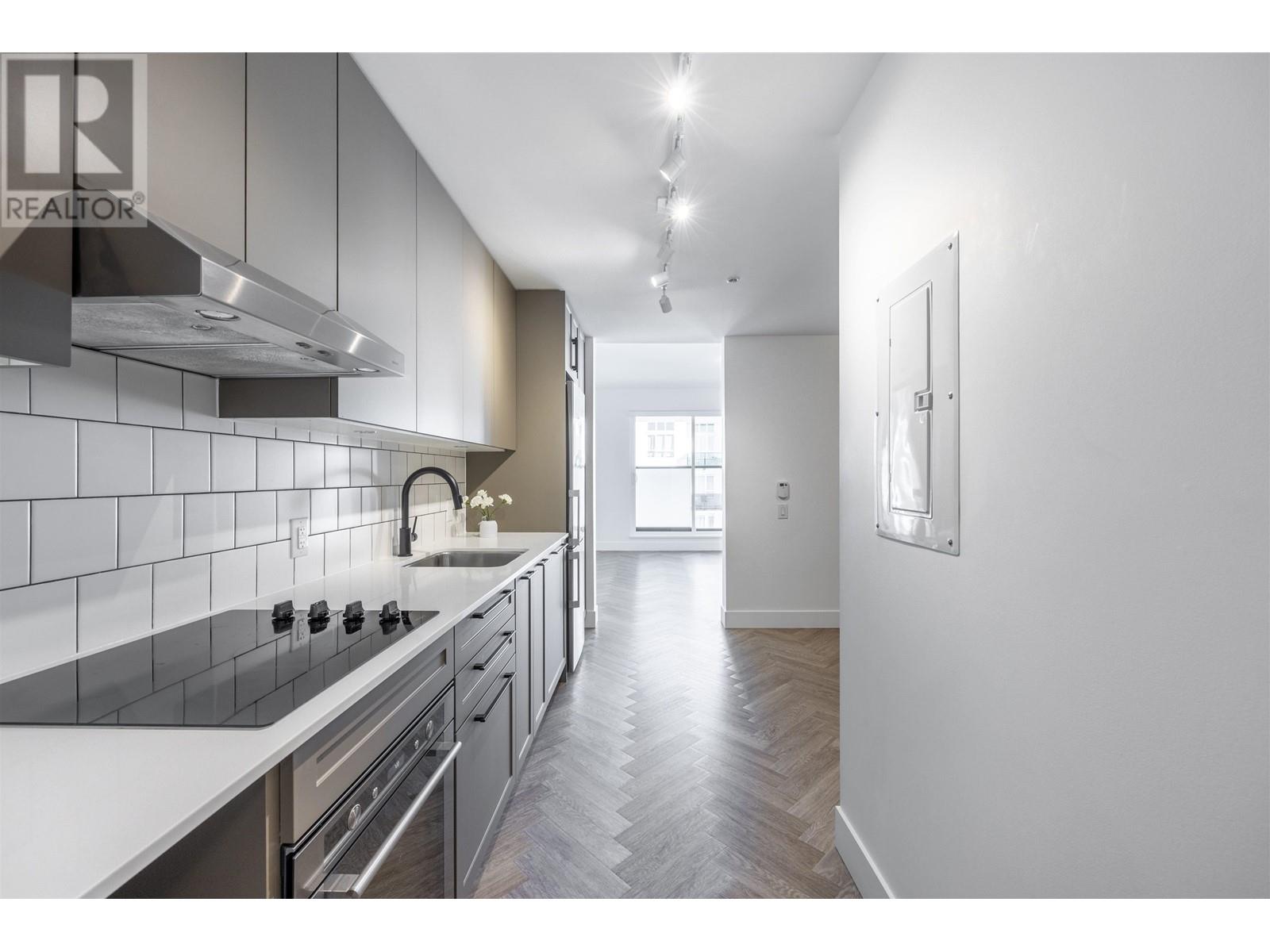 504 9228 Slopes Mews, Burnaby, British Columbia  V5A 0E9 - Photo 8 - R2825716