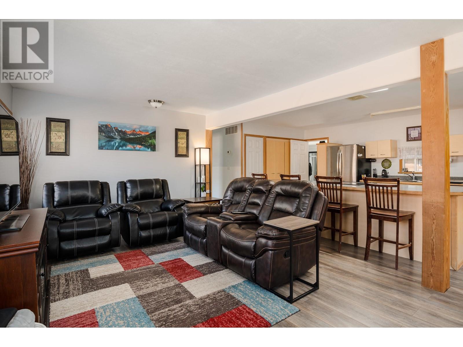 23 Bracken Parkway, Squamish, British Columbia  V0N 1T0 - Photo 8 - R2825707