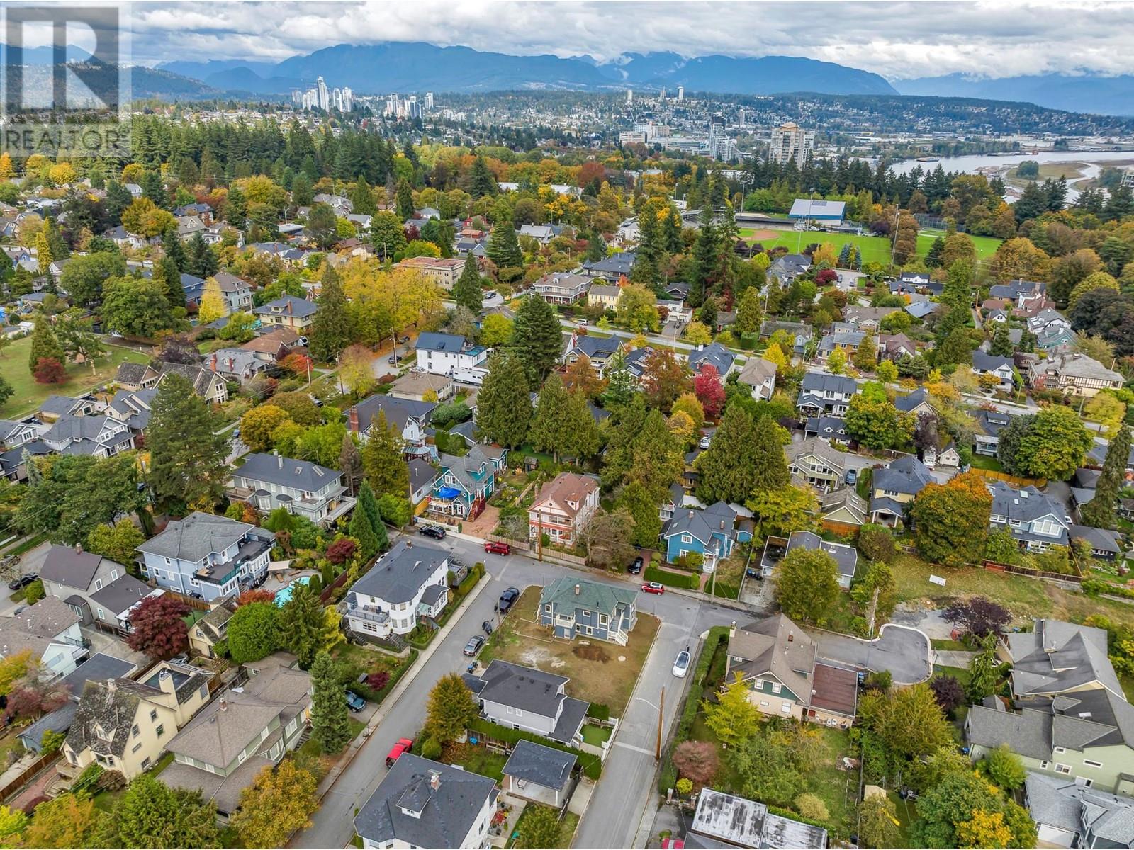 221 Townsend Place, New Westminster, British Columbia  V3L 1L4 - Photo 19 - R2825268