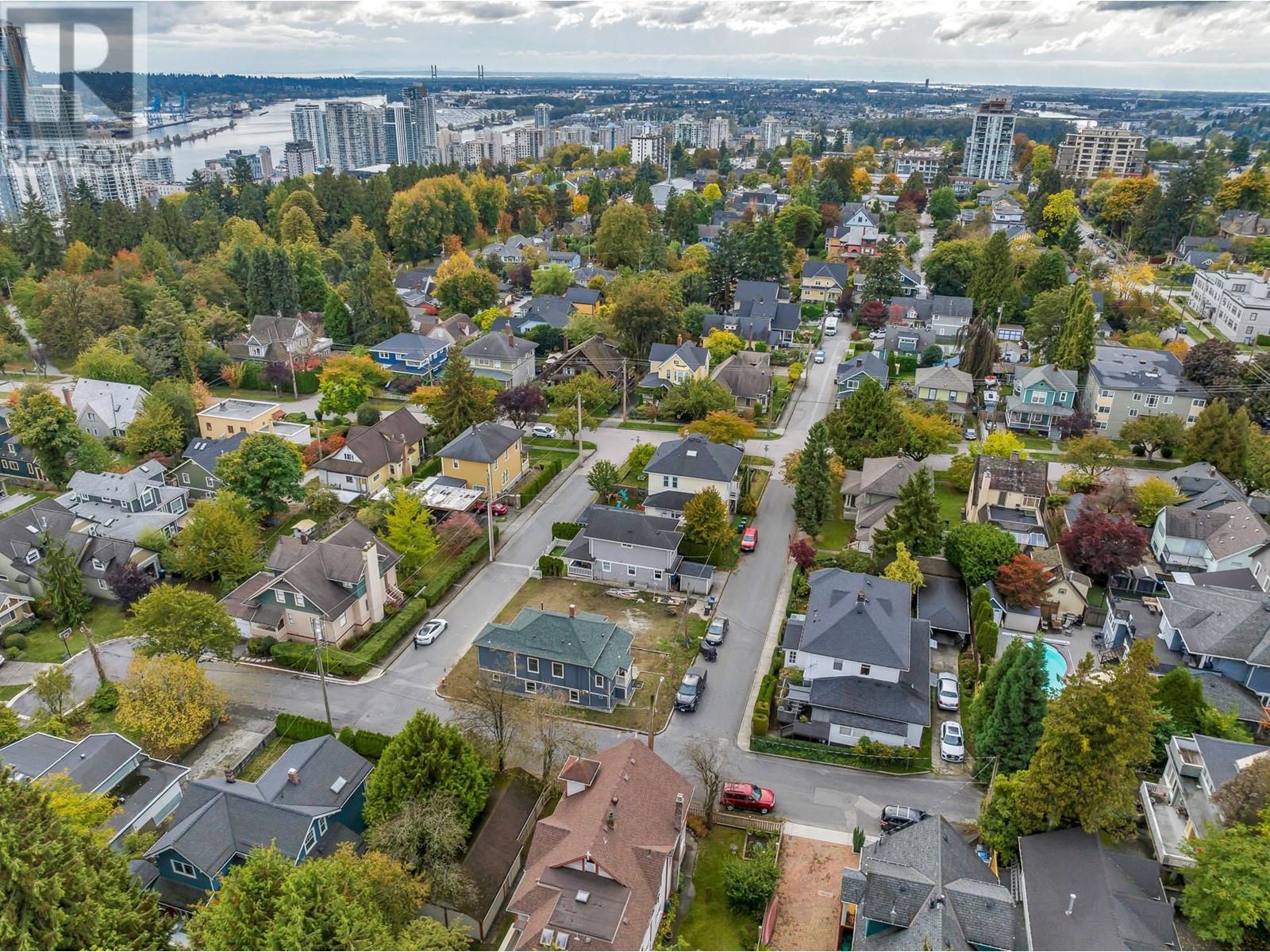 219 Townsend Place, New Westminster, British Columbia  V3L 1L4 - Photo 5 - R2825269