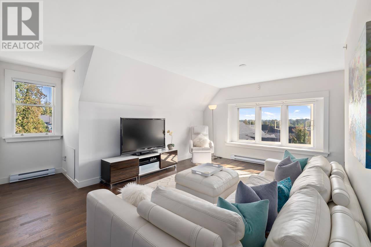 302 4250 Marine Drive, Burnaby, British Columbia  V5J 0B9 - Photo 7 - R2818695