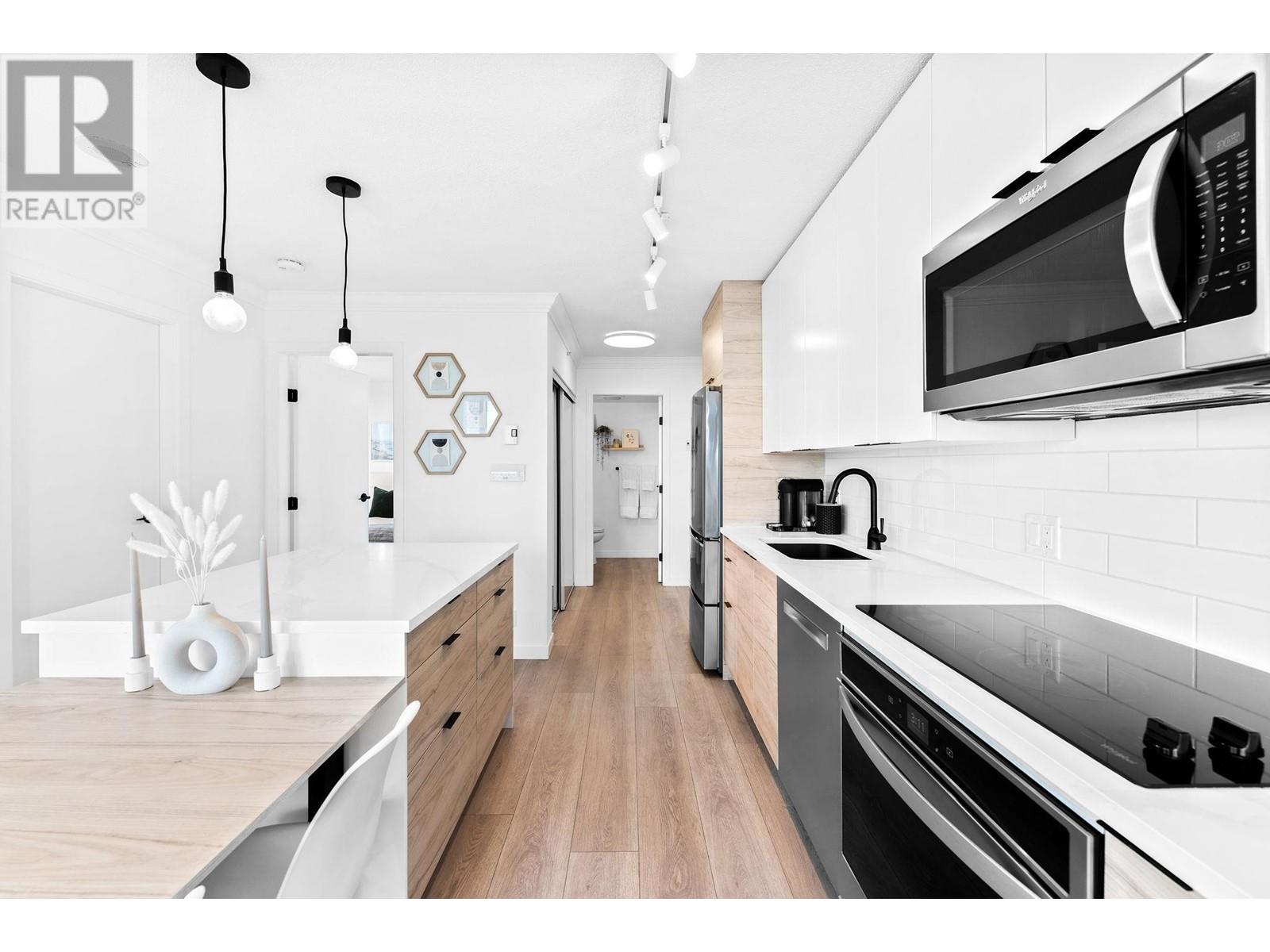 2008 1155 Seymour Street, Vancouver, British Columbia  V6B 1K2 - Photo 14 - R2825723