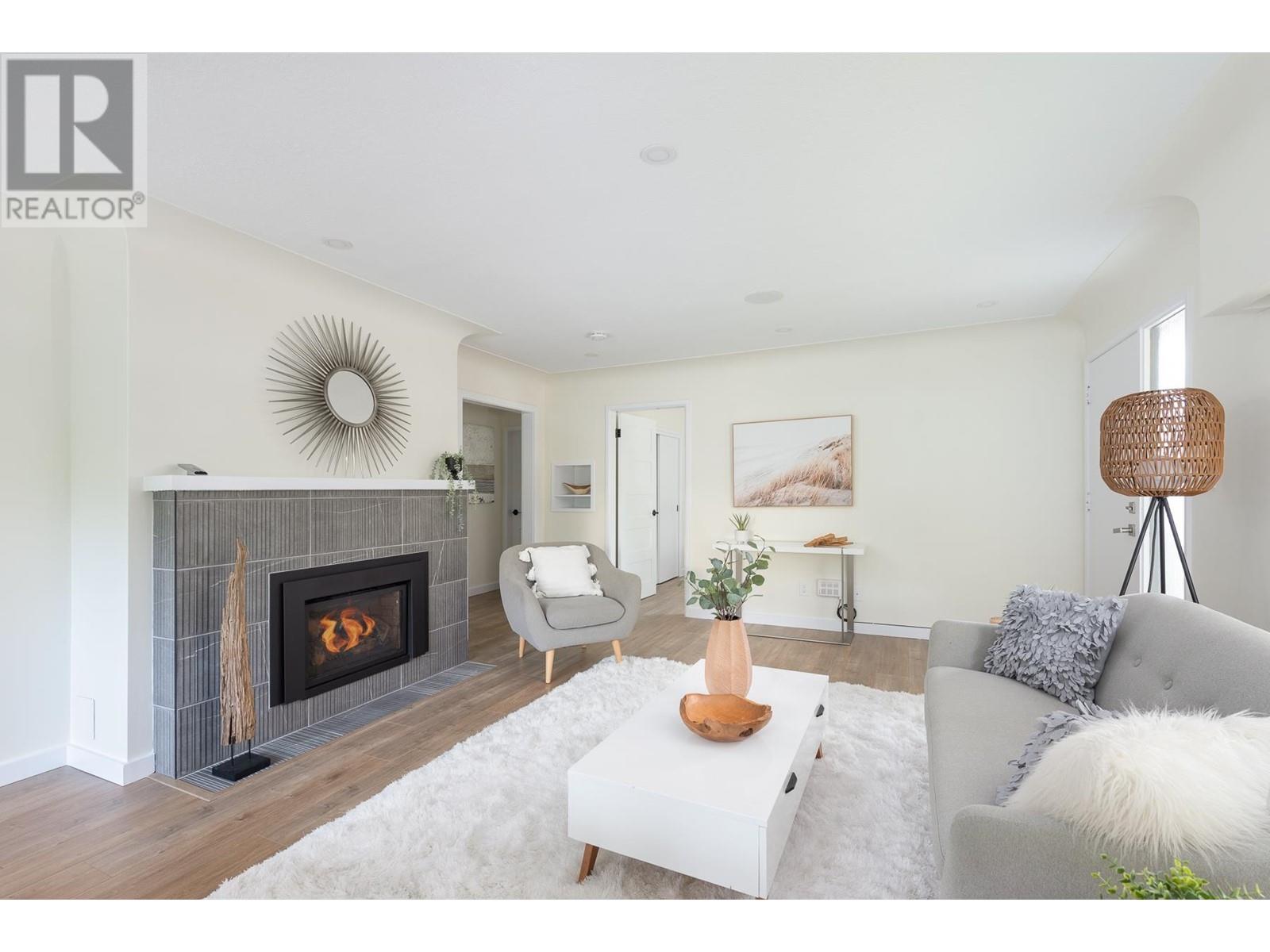 111 E Kensington Road, North Vancouver, British Columbia  V7N 1P2 - Photo 6 - R2825479