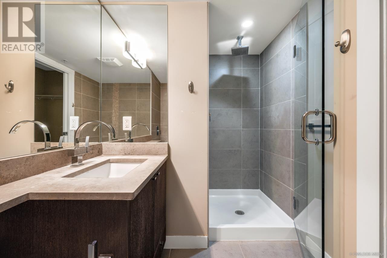 1105 2978 Glen Drive, Coquitlam, British Columbia  V3B 0C3 - Photo 9 - R2824953