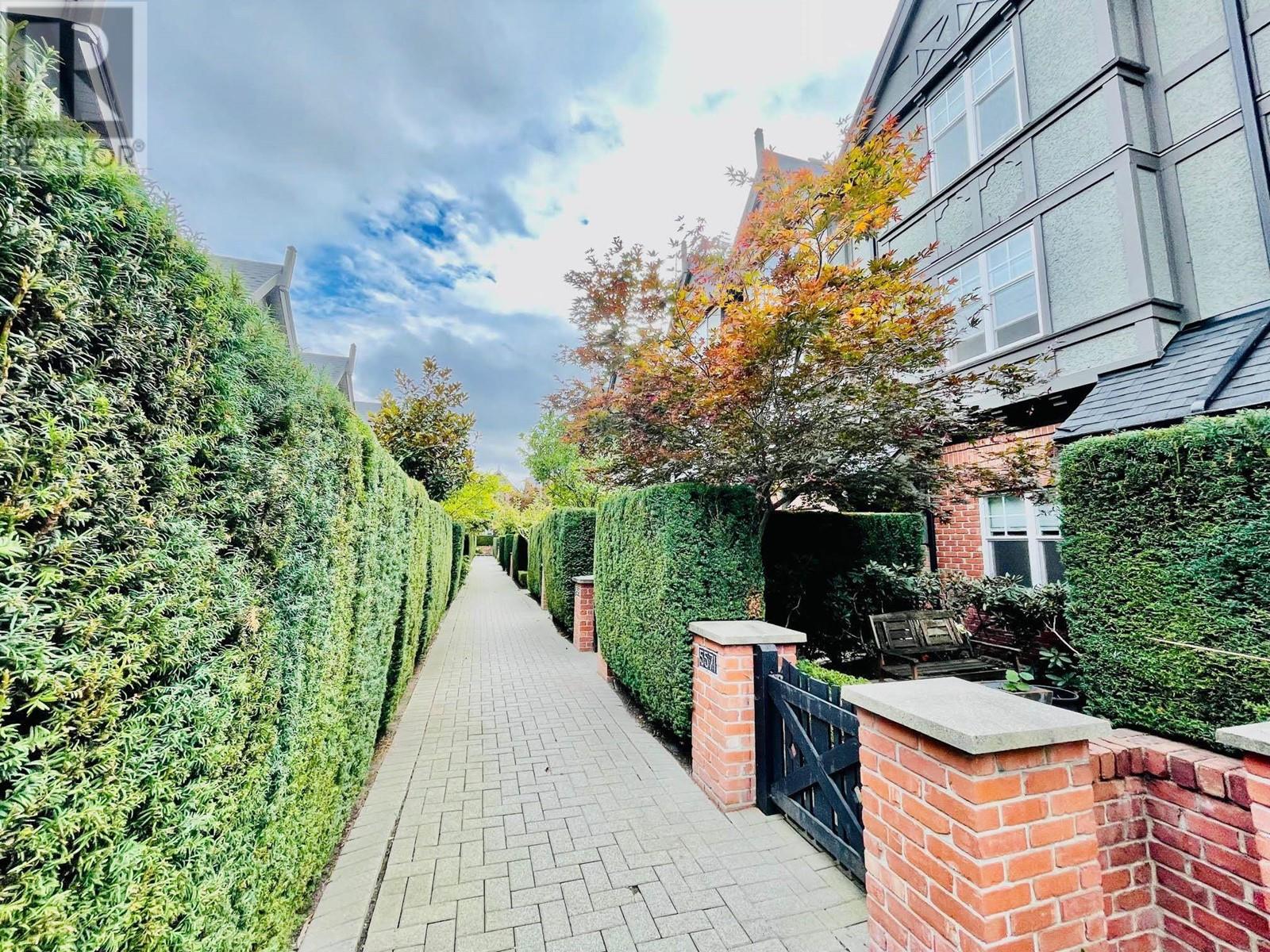 5571 Willow Street, Vancouver, British Columbia  V5Z 3S3 - Photo 2 - R2814061