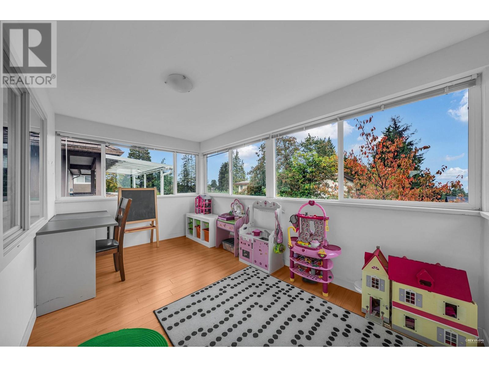 4551 Ellerton Court, Burnaby, British Columbia  V5H 1E1 - Photo 25 - R2824649