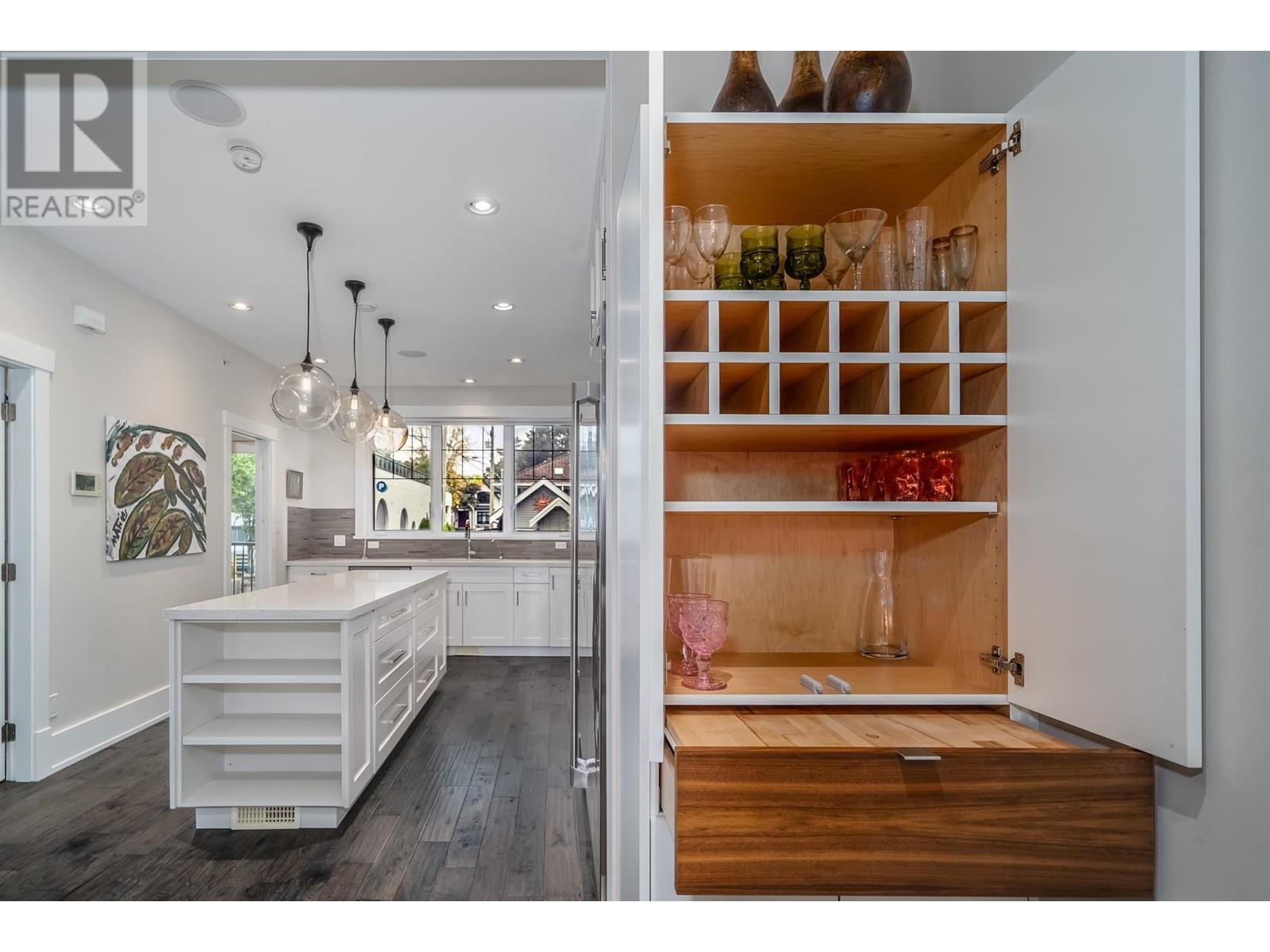180 E 17th Avenue, Vancouver, British Columbia  V5V 1A4 - Photo 11 - R2822631