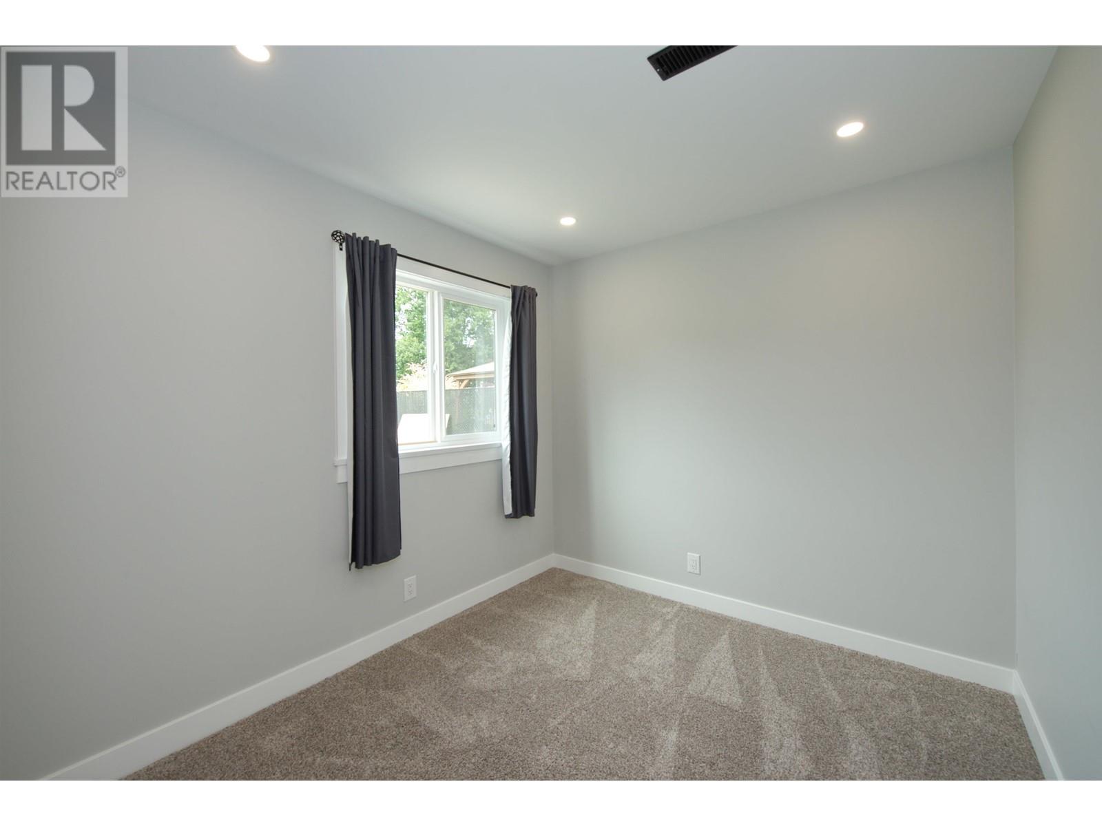 20181 Wharf Street, Maple Ridge, British Columbia  V2X 1A4 - Photo 20 - R2825730