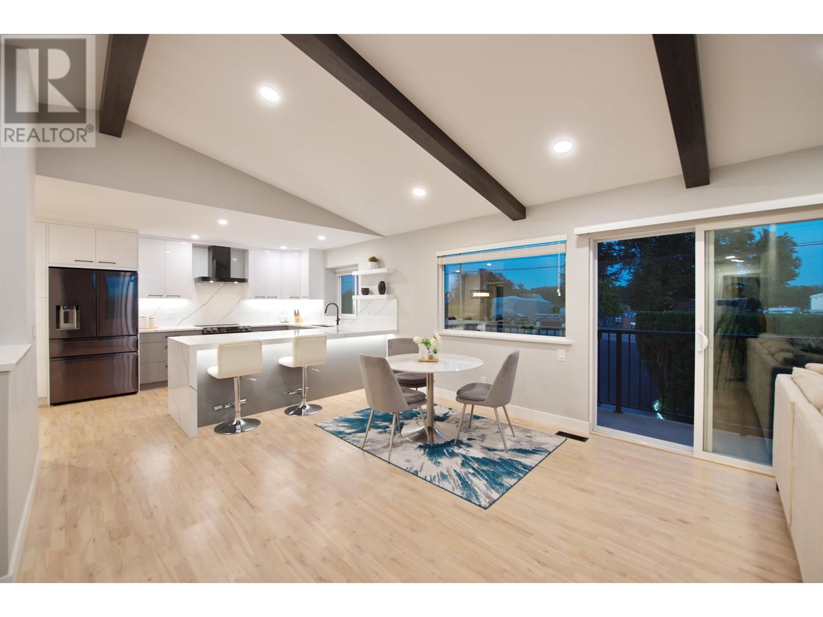 20181 Wharf Street, Maple Ridge, British Columbia  V2X 1A4 - Photo 9 - R2825730