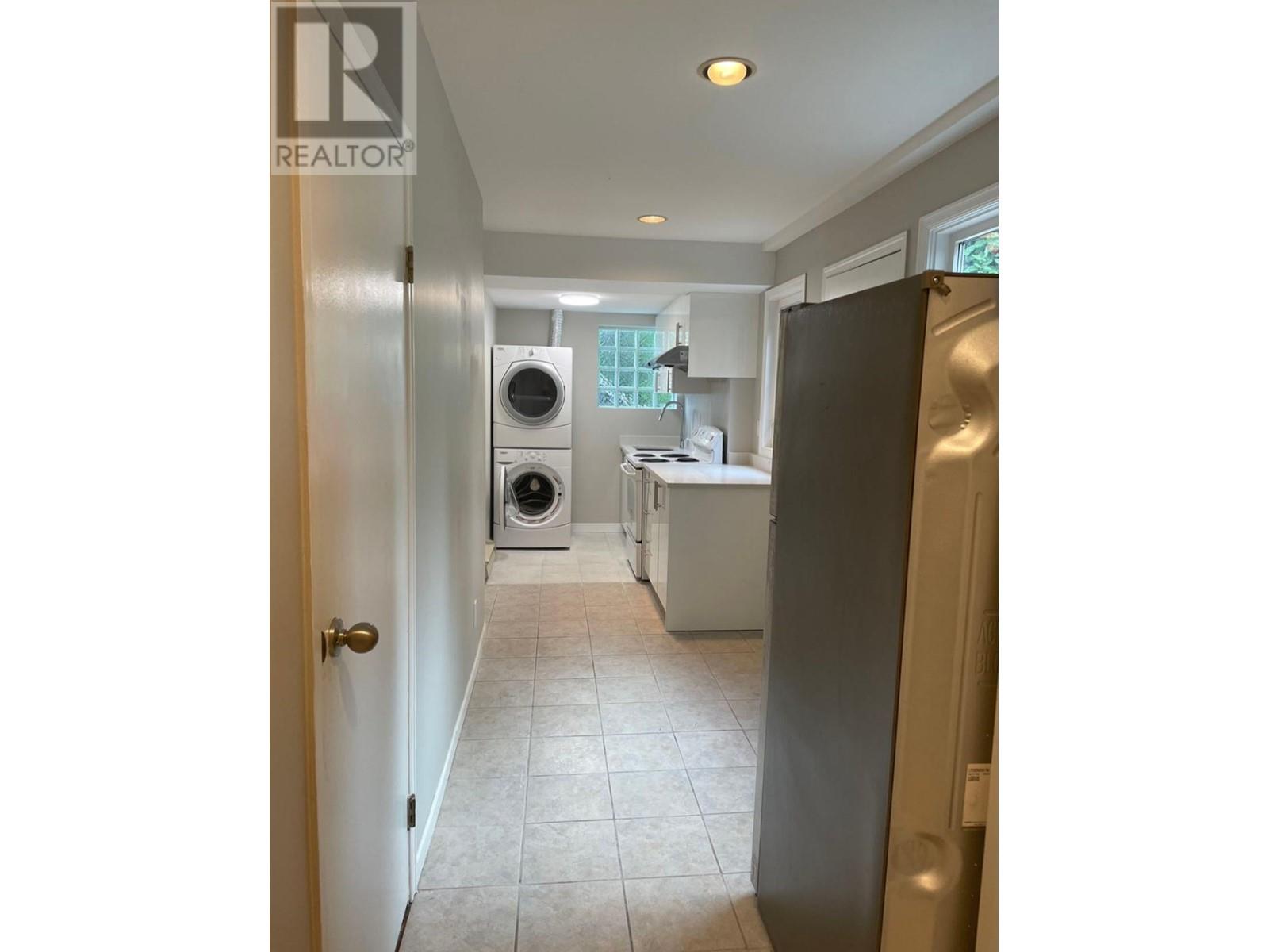 858 Handsworth Road, North Vancouver, British Columbia  V7R 3R1 - Photo 12 - R2825739