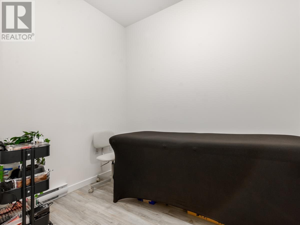 309 621 Regan Avenue, Coquitlam, British Columbia  V3J 0K1 - Photo 4 - R2825705