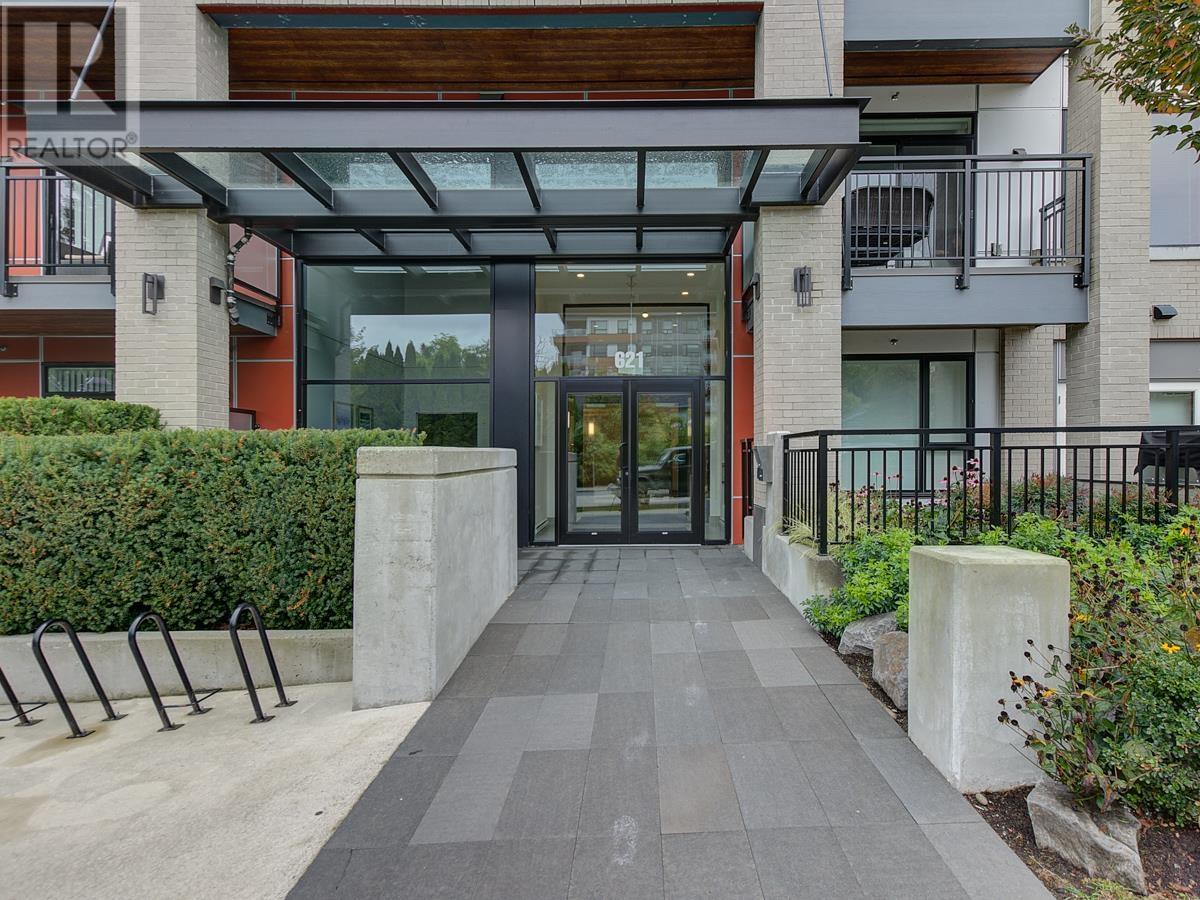 309 621 Regan Avenue, Coquitlam, British Columbia  V3J 0K1 - Photo 3 - R2825705