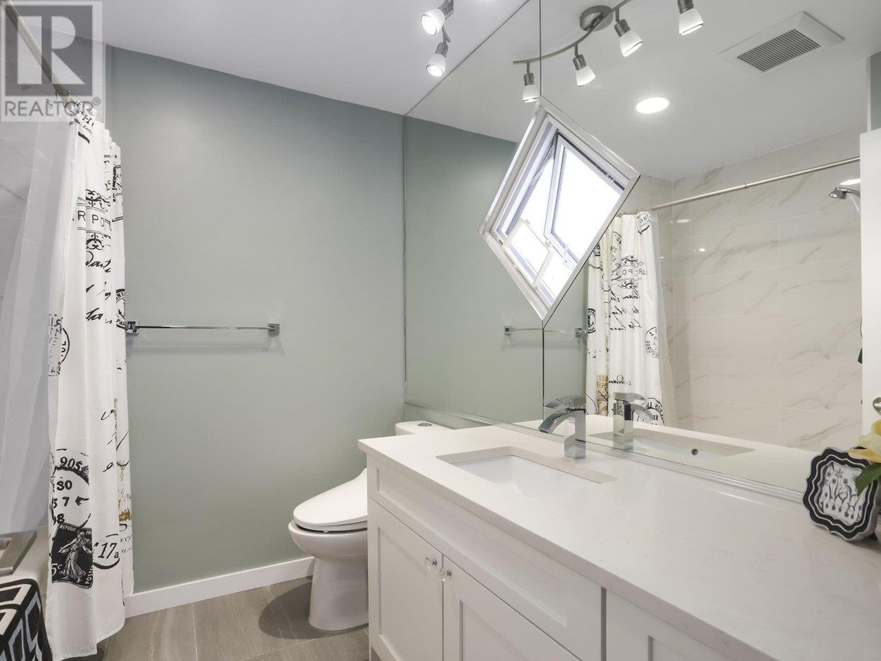28 888 W 16th Street, North Vancouver, British Columbia  V7P 1R3 - Photo 27 - R2821170