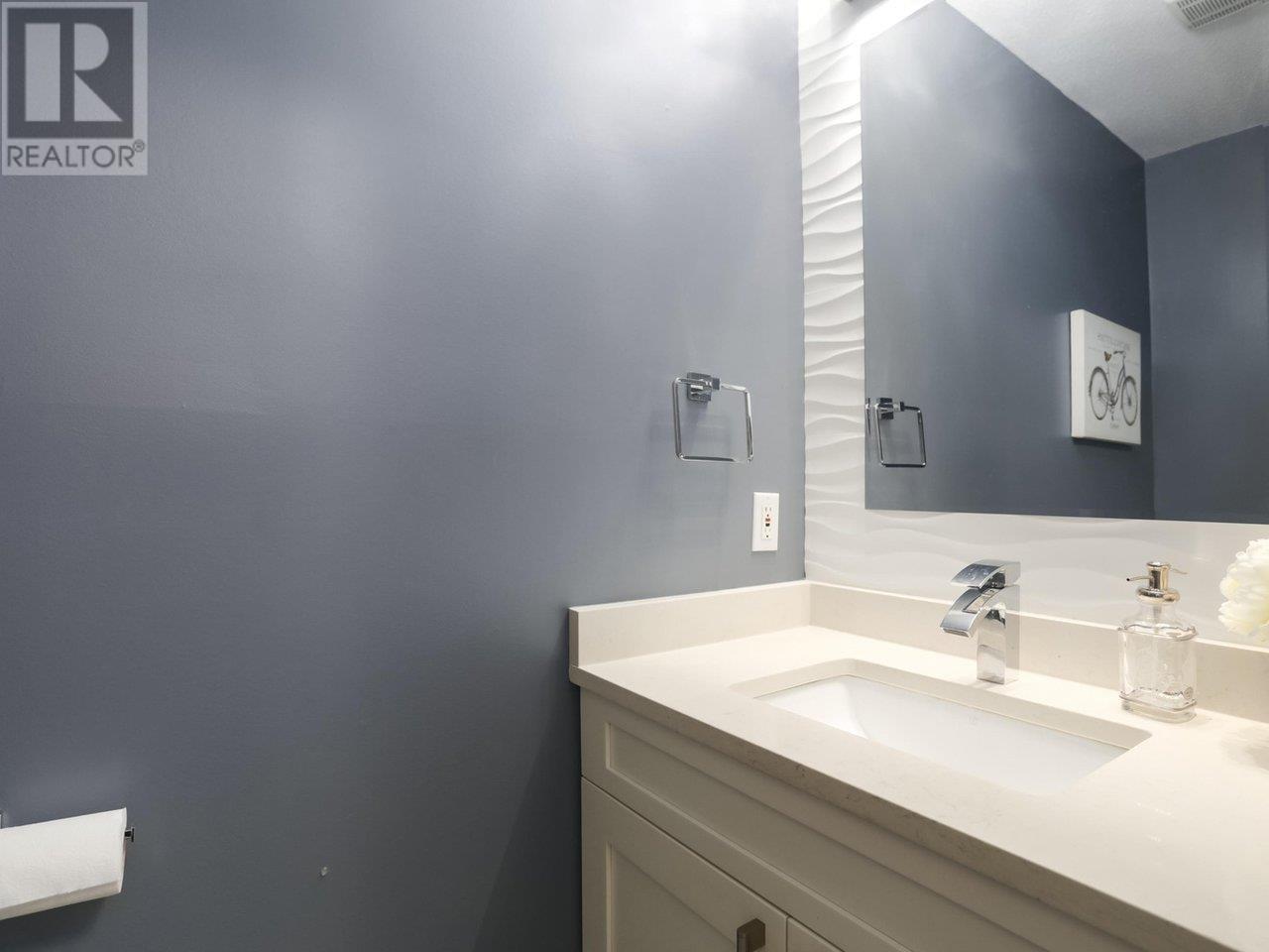 28 888 W 16th Street, North Vancouver, British Columbia  V7P 1R3 - Photo 17 - R2821170