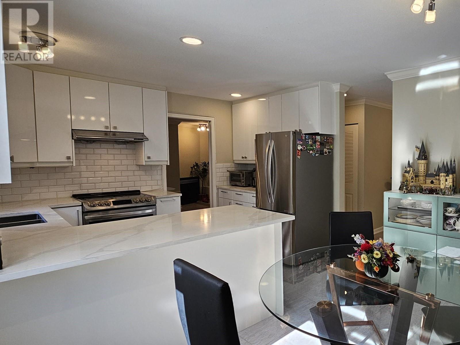 28 888 W 16th Street, North Vancouver, British Columbia  V7P 1R3 - Photo 12 - R2821170