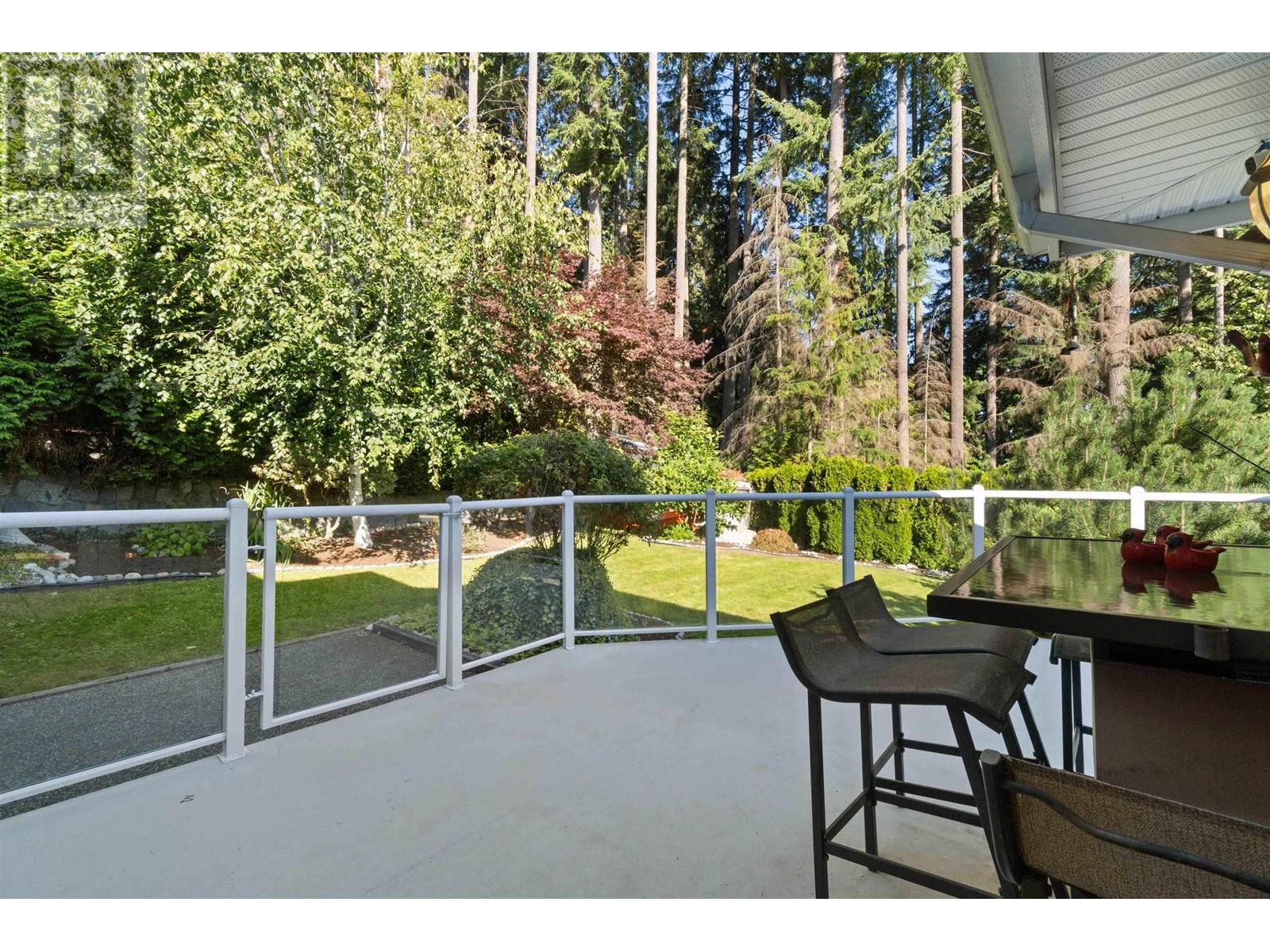 3866 Michener Way, North Vancouver, British Columbia  V7K 3C7 - Photo 13 - R2814184